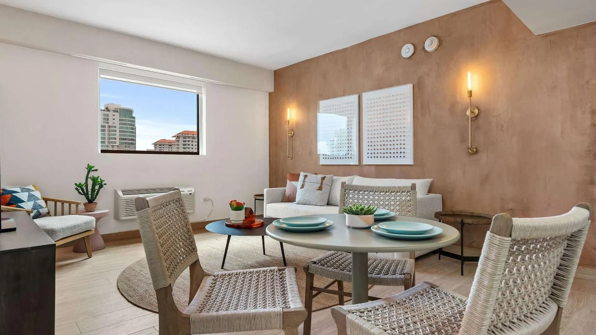 Hibird- Apartment And Suites Hotel San Juan Aparthotel
